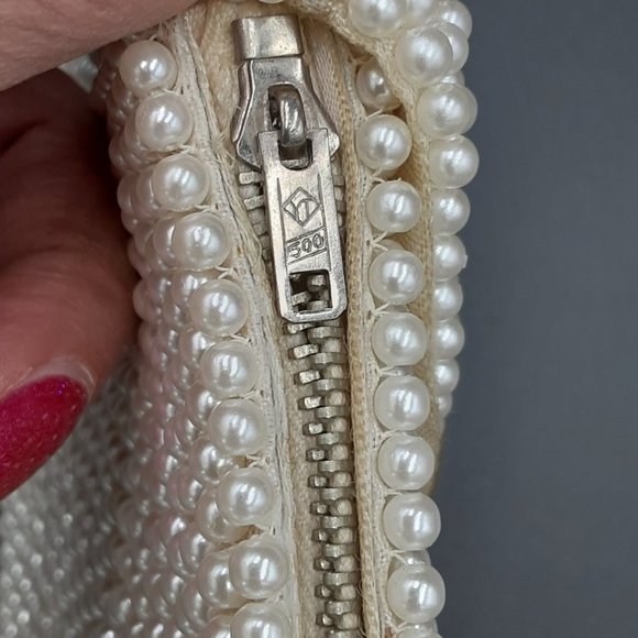 Vintage Beaded Clutch with Strap the Front has a Scallop Design Made in Japan - Picture 8 of 12